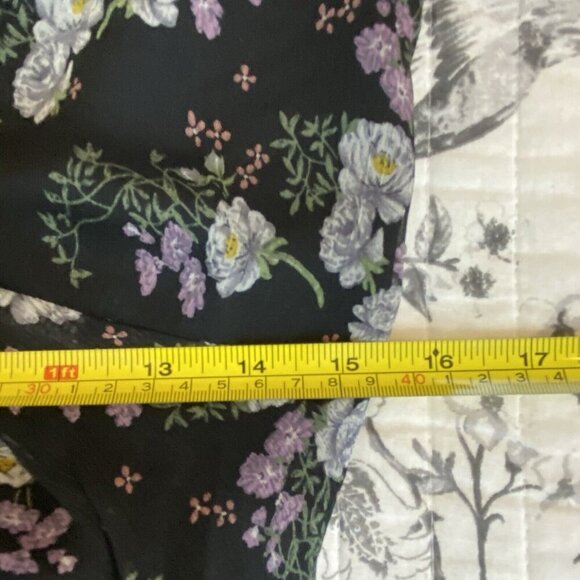 ASTR The Label So Smitten Floral Mini Dress MEDIUM Ruched Chiffon Milkmaid - Picture 9 of 12